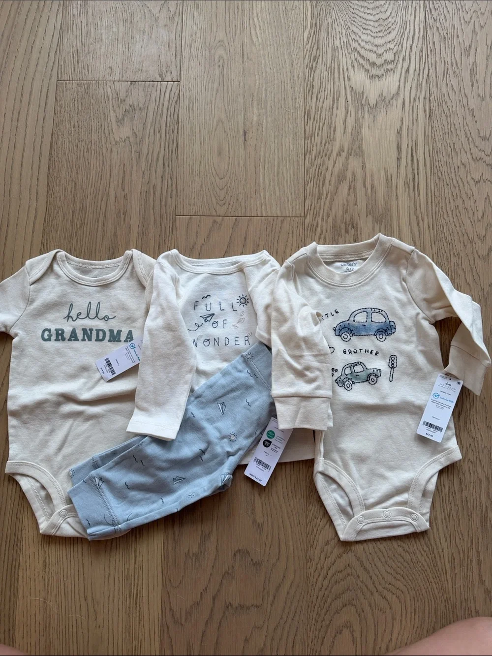 Carters Neutral 6M Bundle new with tags
